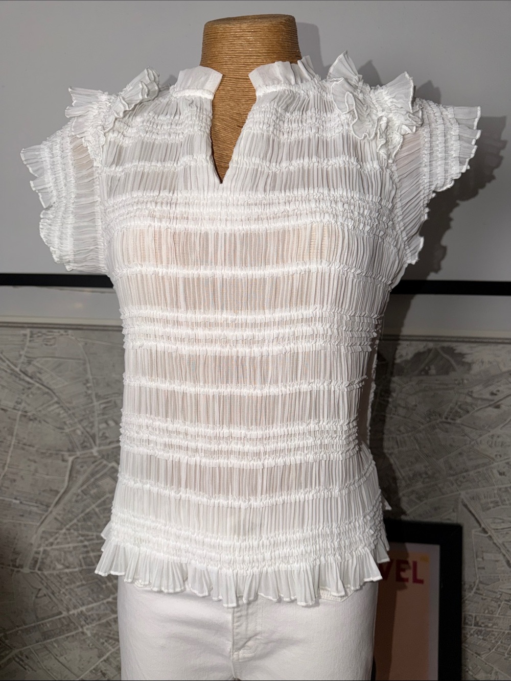 Sarah hann white top Size XS